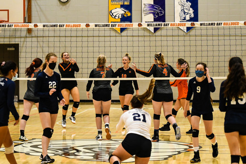 Williams Bay Volleyball Pictures - Photo Number 6