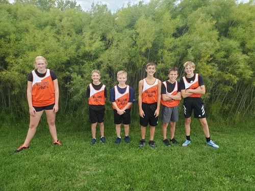Williams Bay Middle School Coed Cross Country - Photo Number 6